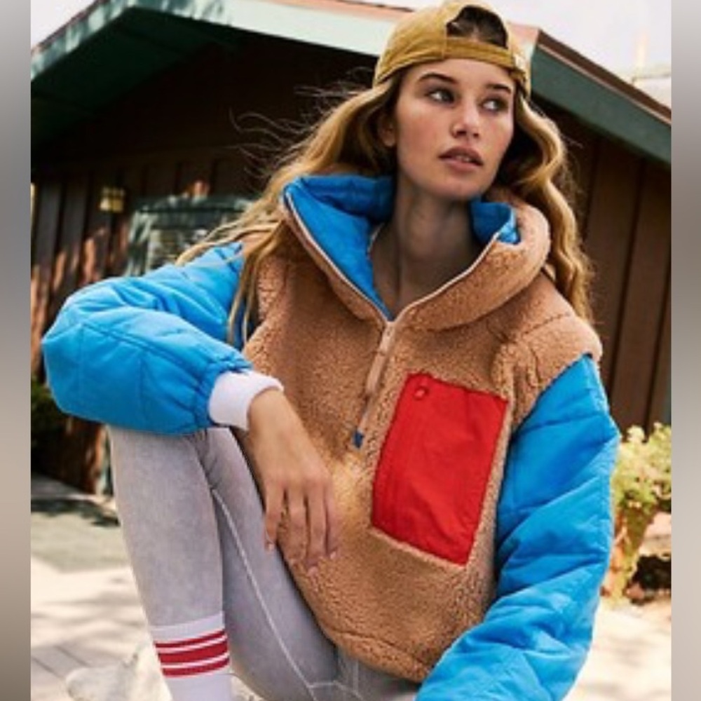 NWOT Free People Movement Sherpa Pullover Size Medium Colorblock Blue Orange
